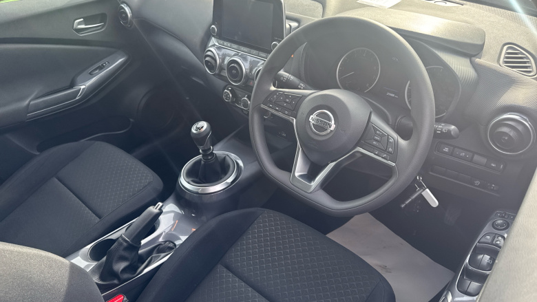 Nissan Juke 1.0 DiG-T 114 Acenta 5dr Petrol Hatchback